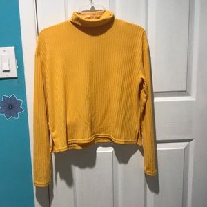 H&M turtle neck mustard top